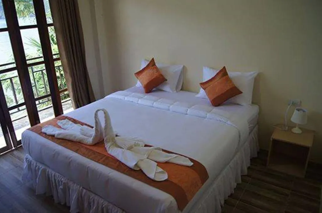 ** Guest house Phi Phi Green House & Sunsky Hostel Thailand