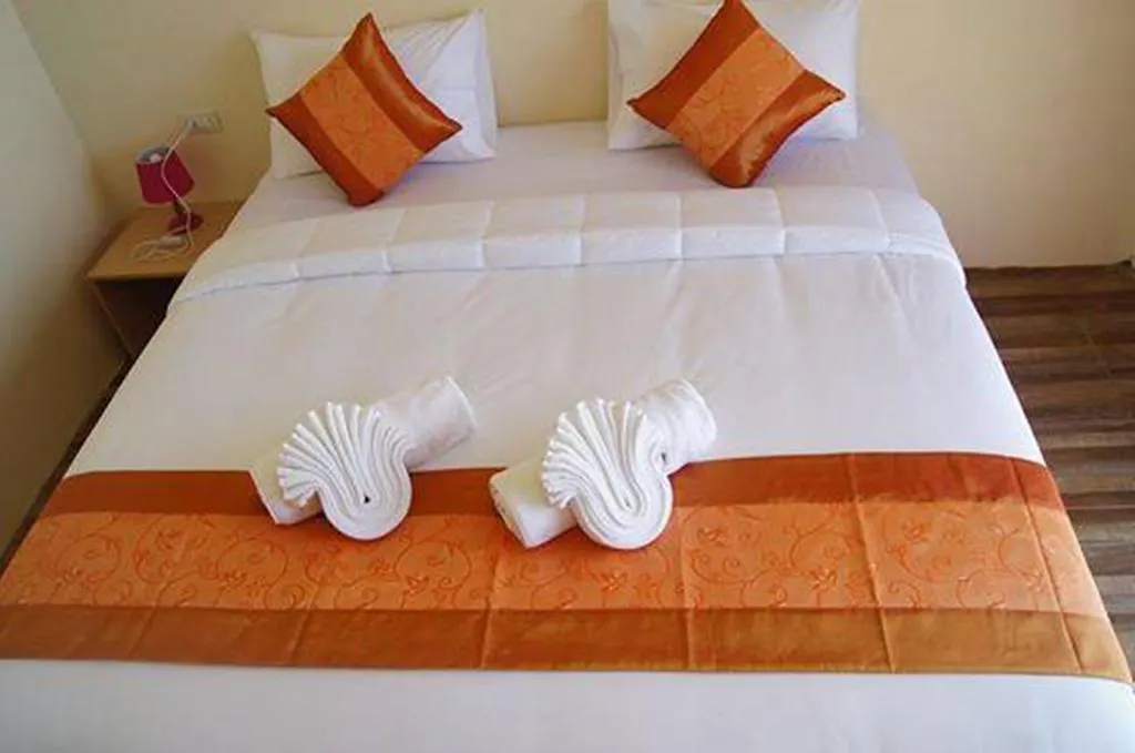Phi Phi Green House & Sunsky Hostel 2*, Phi Phi Don Thailand